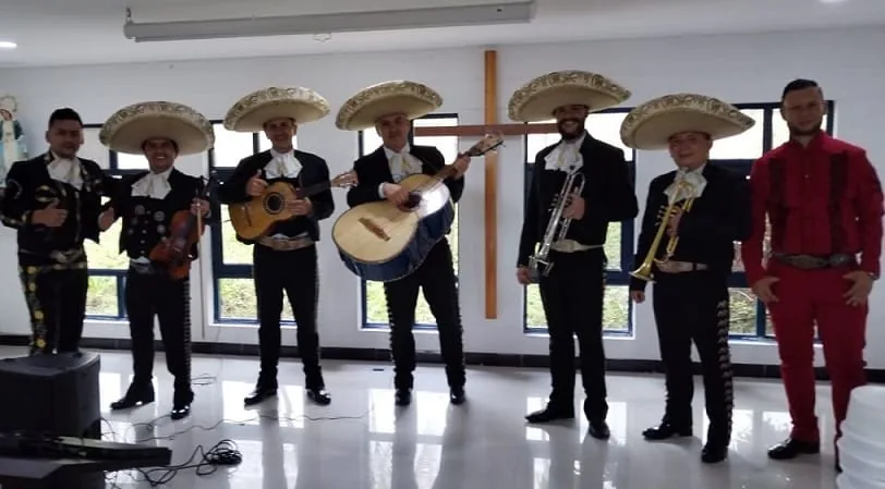 Serenatas en La América